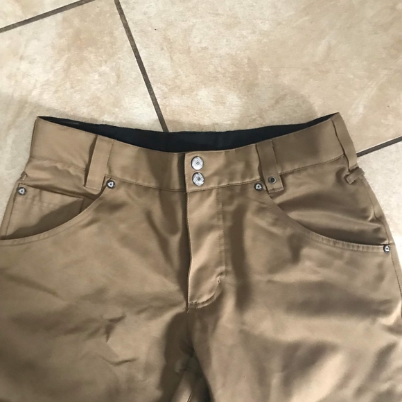 Aperture pants - Picture 3 of 6